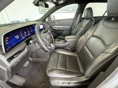 2024 Cadillac XT4 Premium Luxury NAV / LEATHER / REMOTE START
