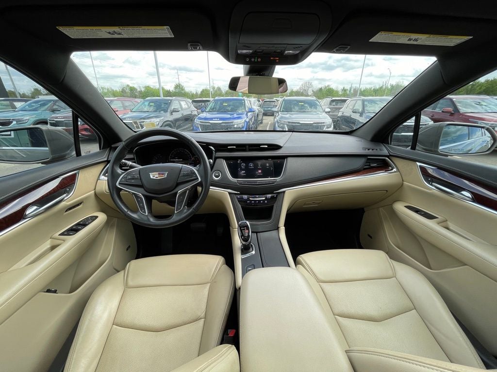 2019 Cadillac XT5 Luxury AWD / HEATED SEATS / MOONROOF