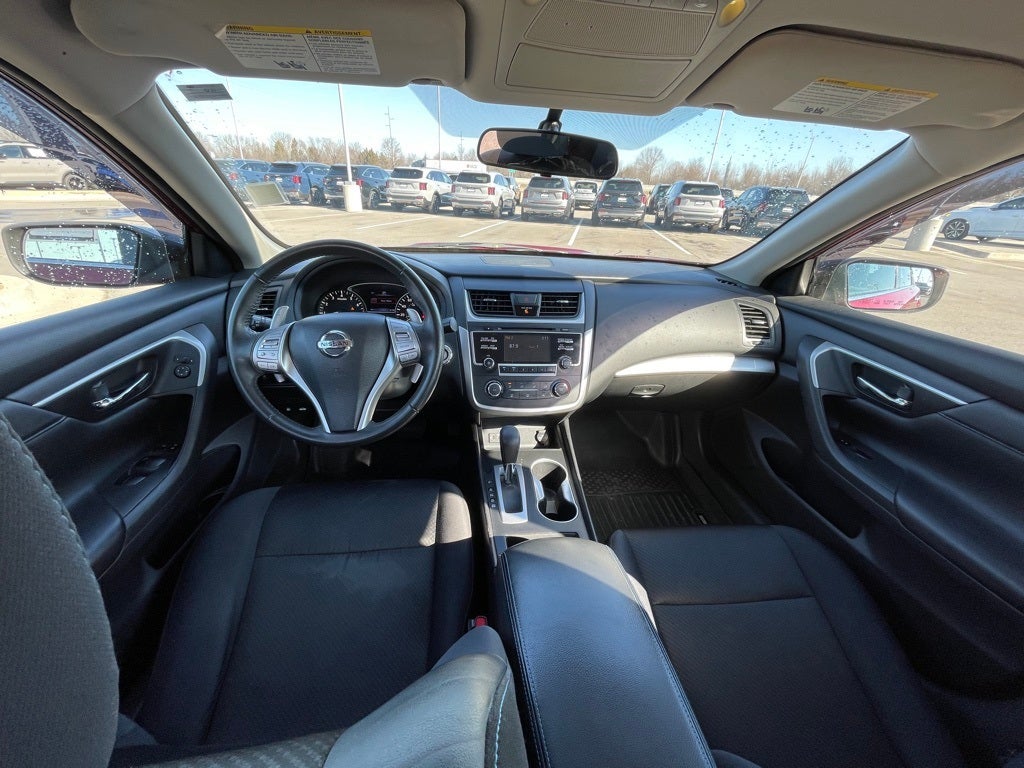2017 Nissan Altima 2.5 SR LOW PAYMENTS