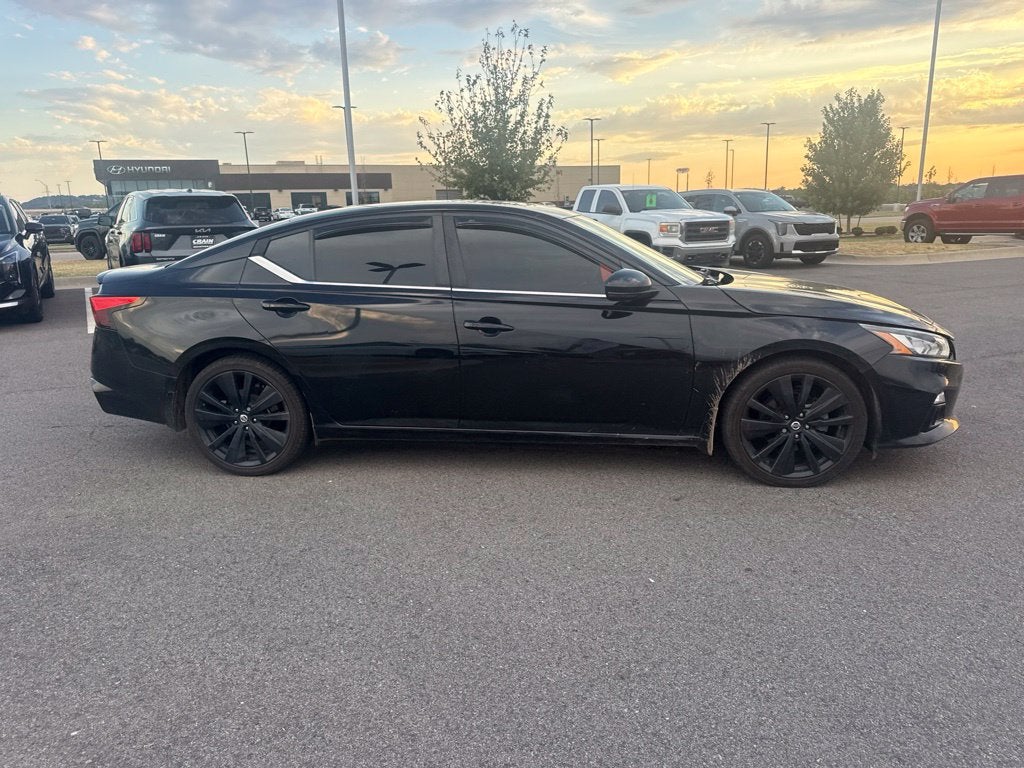 2022 Nissan Altima 2.5 SR MIDNIGHT EDITION / HEATED SEATS / ONE OWNER
