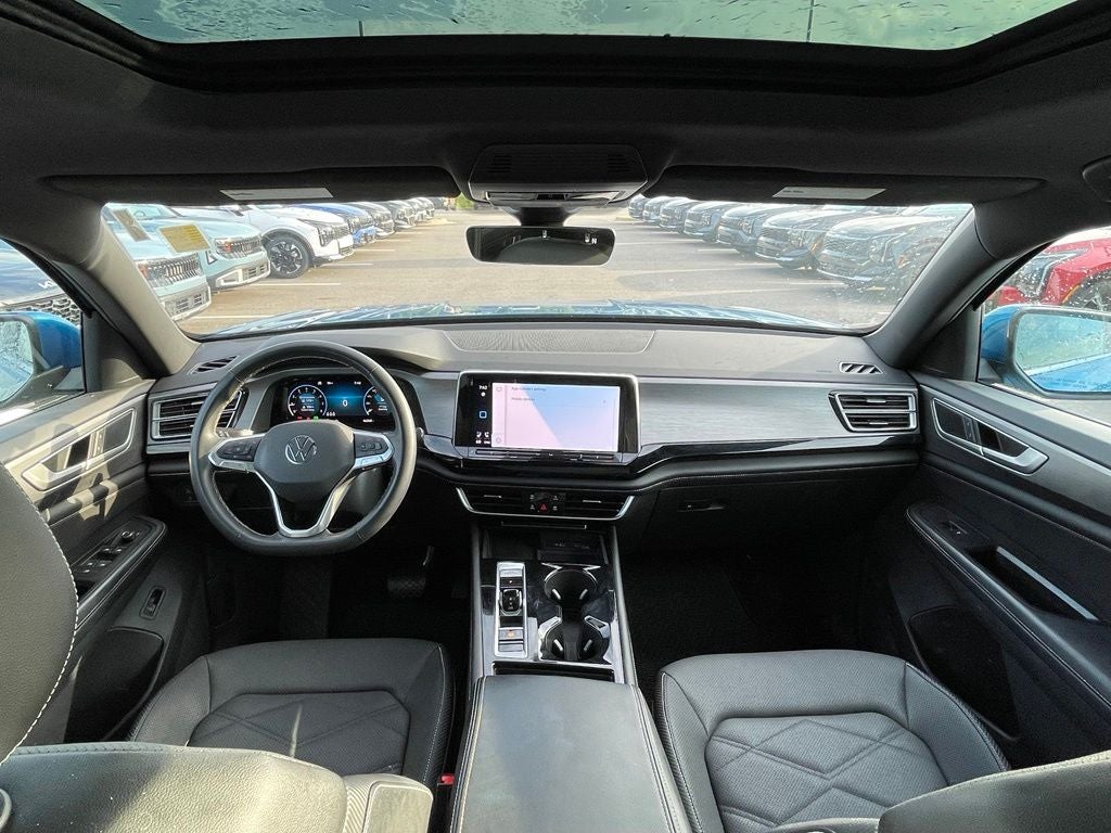 2024 Volkswagen Atlas Cross Sport 2.0T SE w/Technology AWD / ONE OWNER / LEATHER