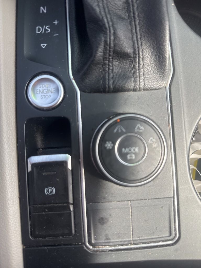 2018 Volkswagen Atlas 3.6L V6 SE w/Technology