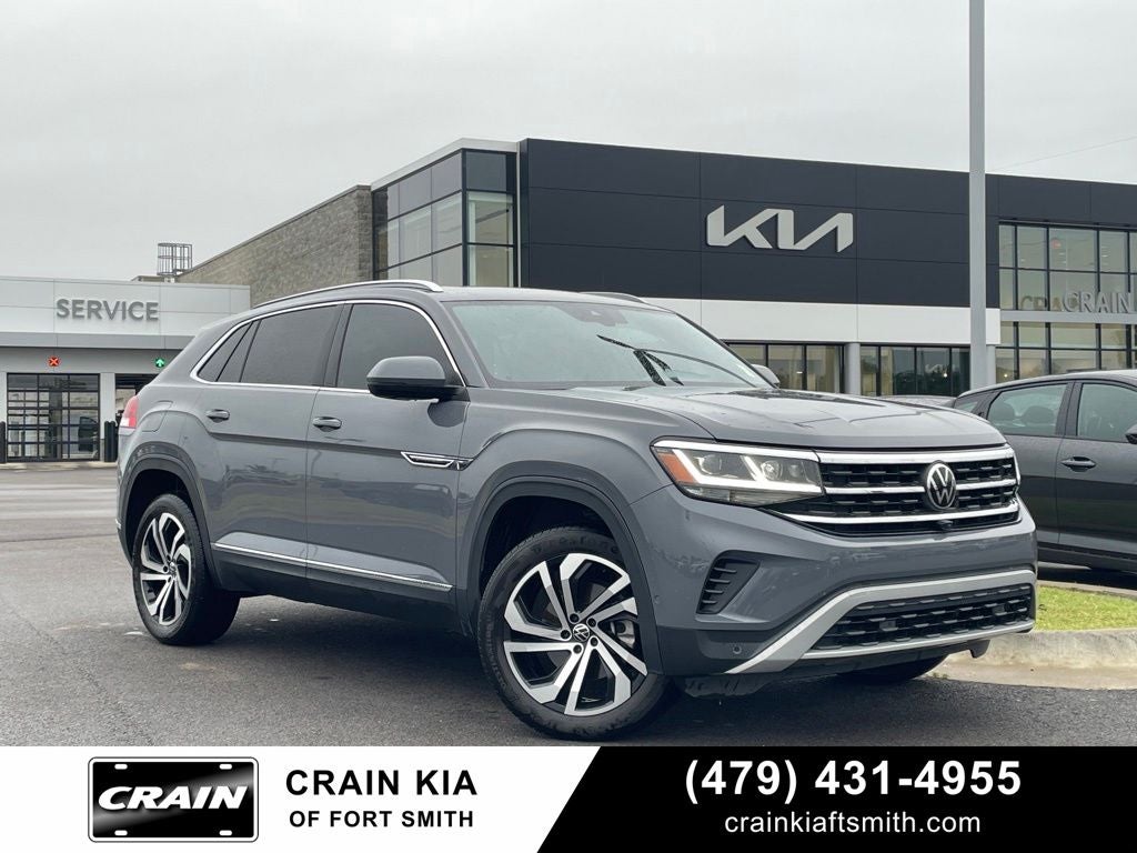2021 Volkswagen Atlas Cross Sport 3.6L V6 SEL Premium 4MOTION's photo