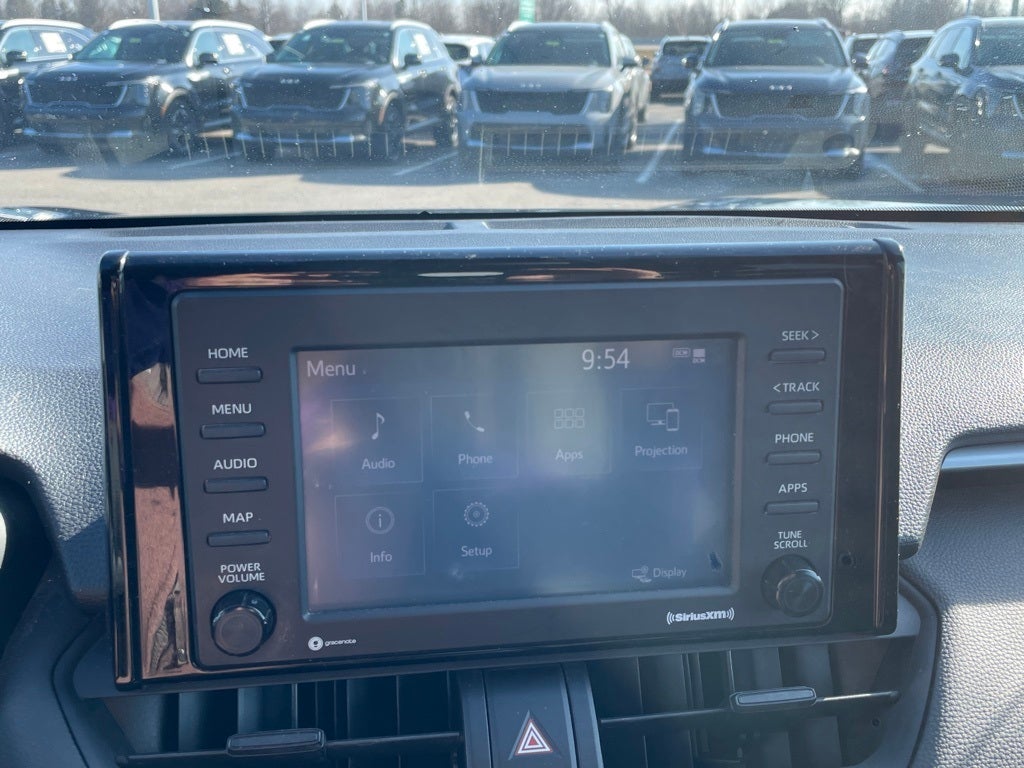 2020 Toyota RAV4 XLE