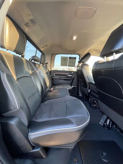 2024 RAM 2500 Laramie 4X4 / ONE OWNER / HEATED SEATS