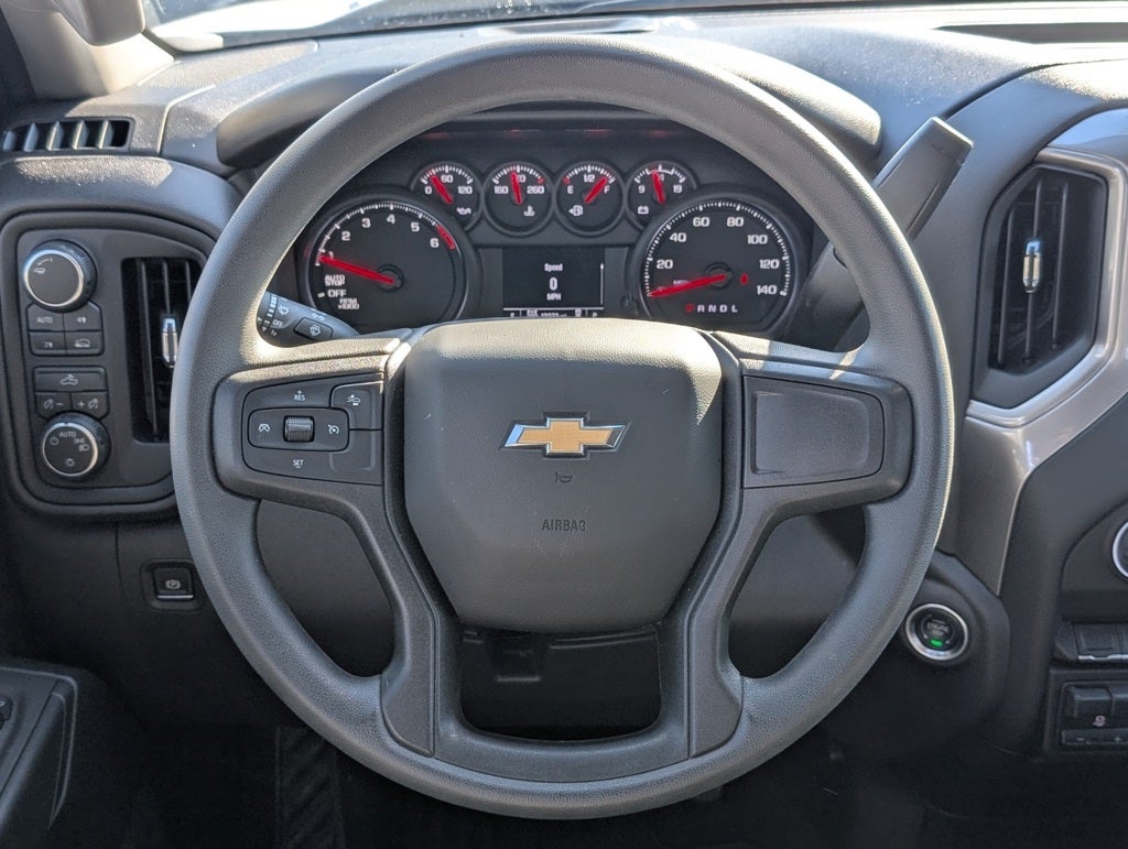 2024 Chevrolet Silverado 1500 Custom 4X4 / ONE OWNER