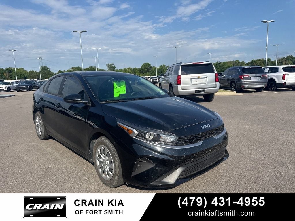 2023 Kia Forte LX AT's photo