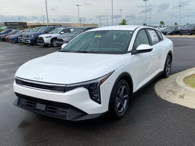 2026 Kia K4 LXS