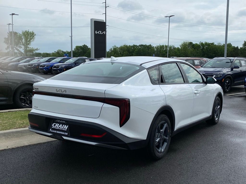2026 Kia K4 LXS