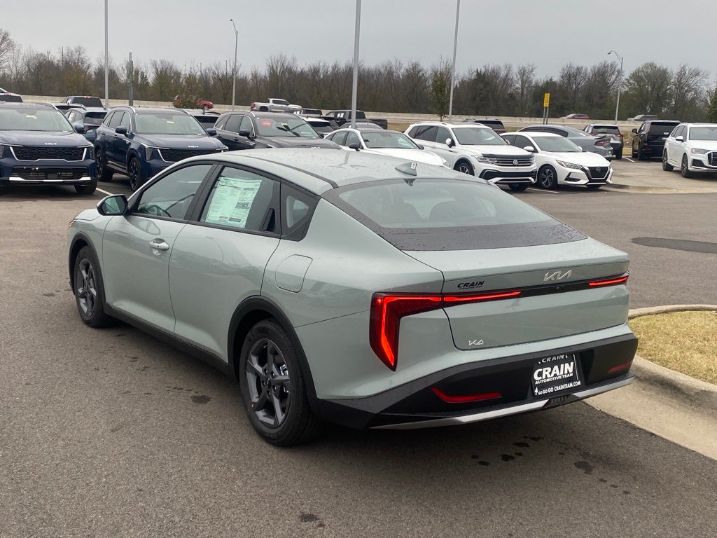 2025 Kia K4 LXS
