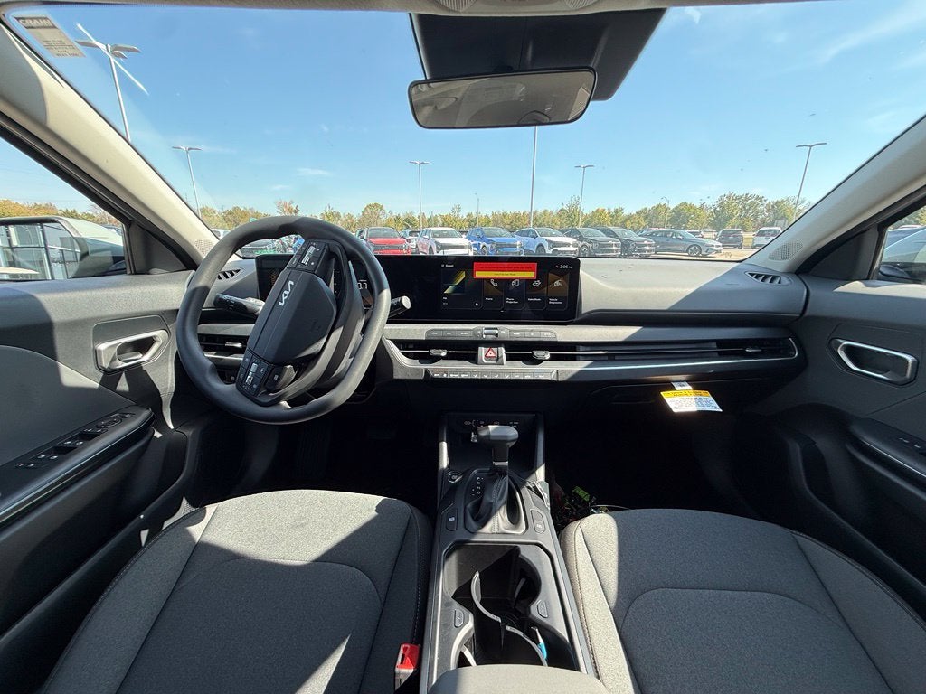 2027 Kia K4 LXS