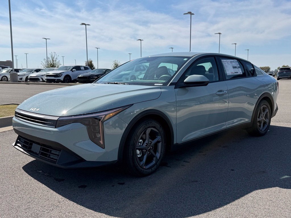 2027 Kia K4 LXS