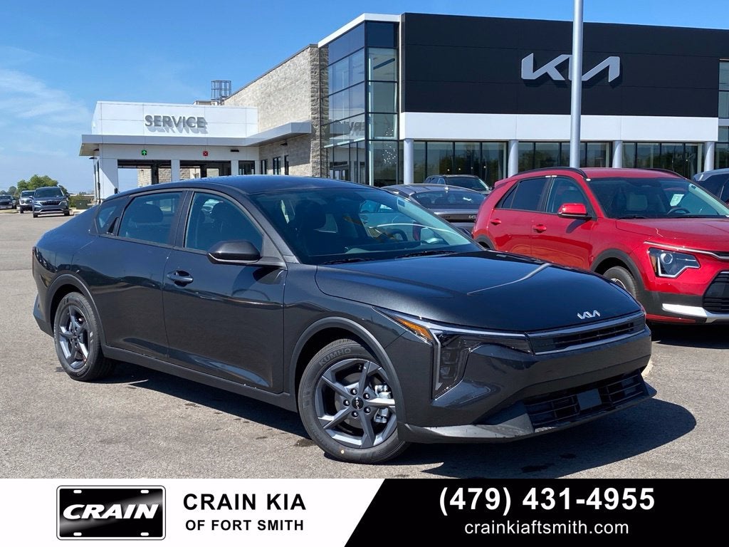 2026 Kia K4 LXS