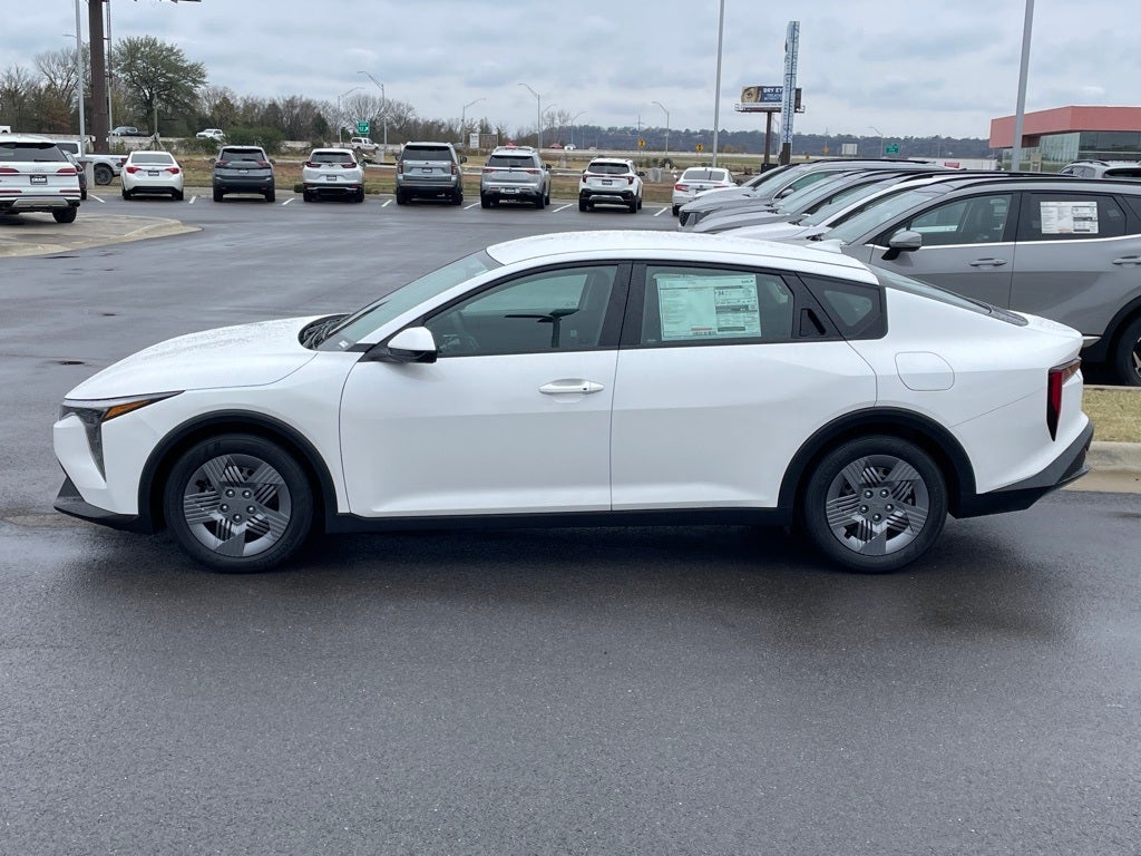 2025 Kia K4 LX