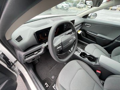 2025 Kia K4 LX