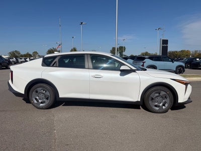 2027 Kia K4 LX