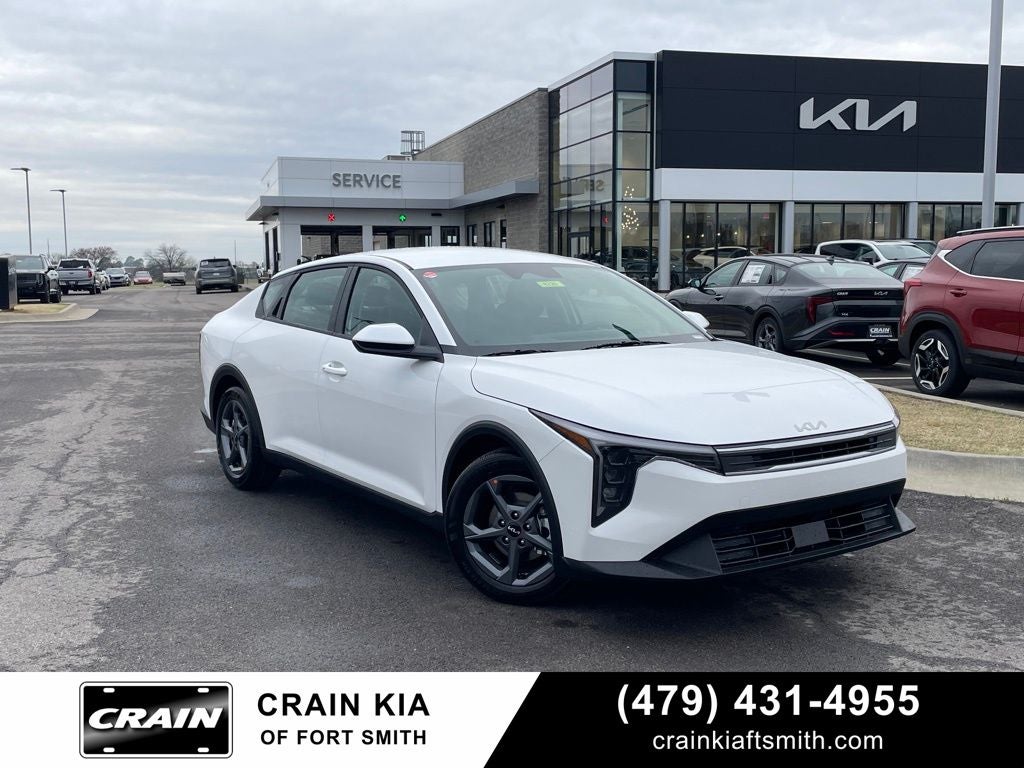 2026 Kia K4 LXS