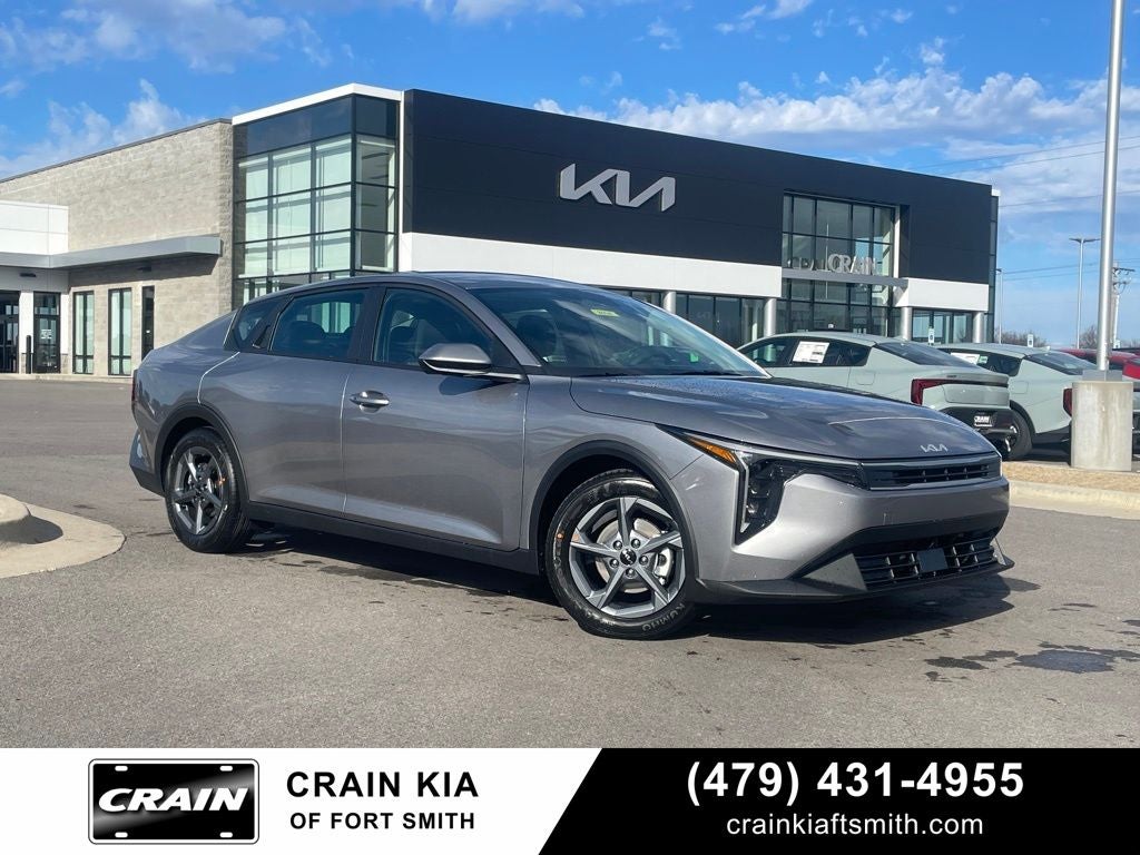 2026 Kia K4 LXS