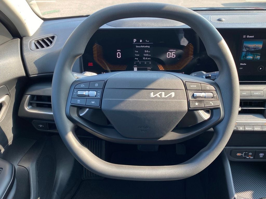 2026 Kia K4 LX