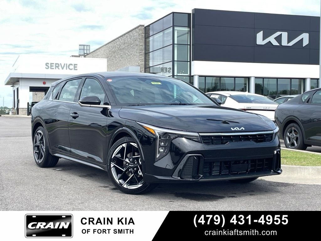 2026 Kia K4 GT-Line AT Hatchback's photo