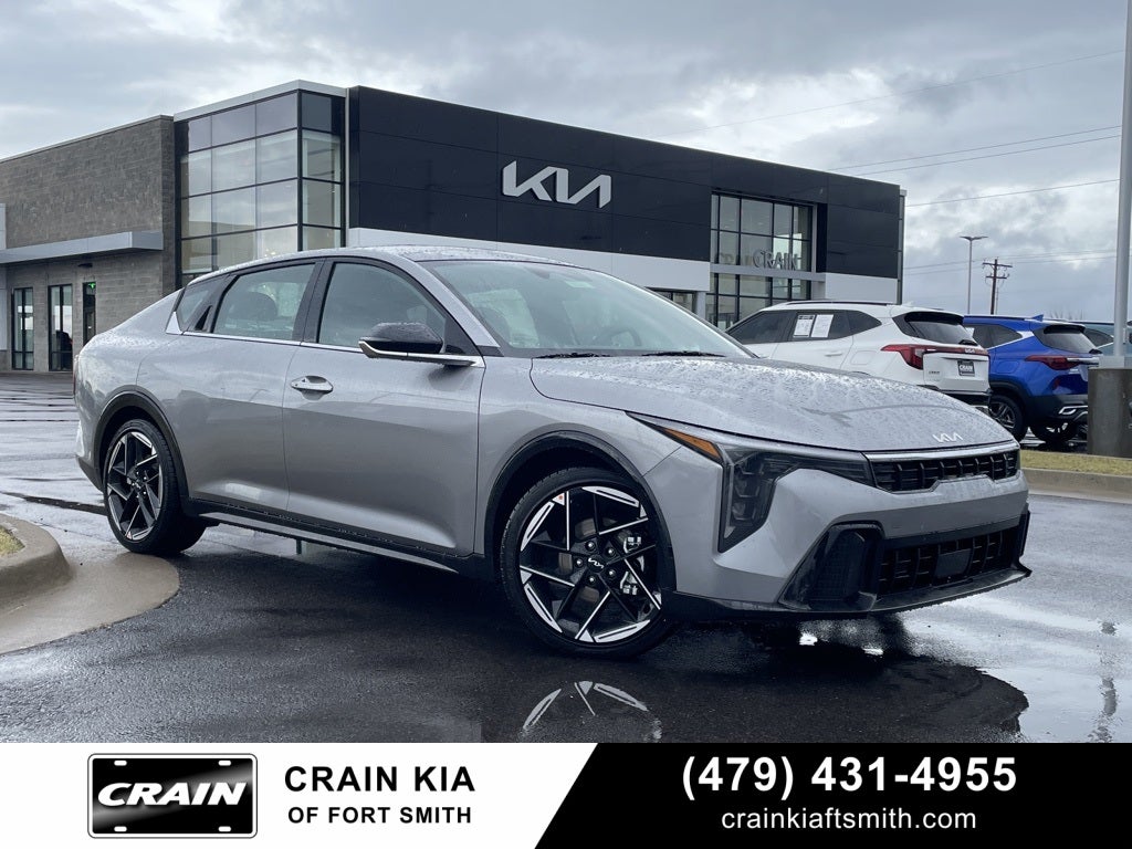 2025 Kia K4 GT-Line