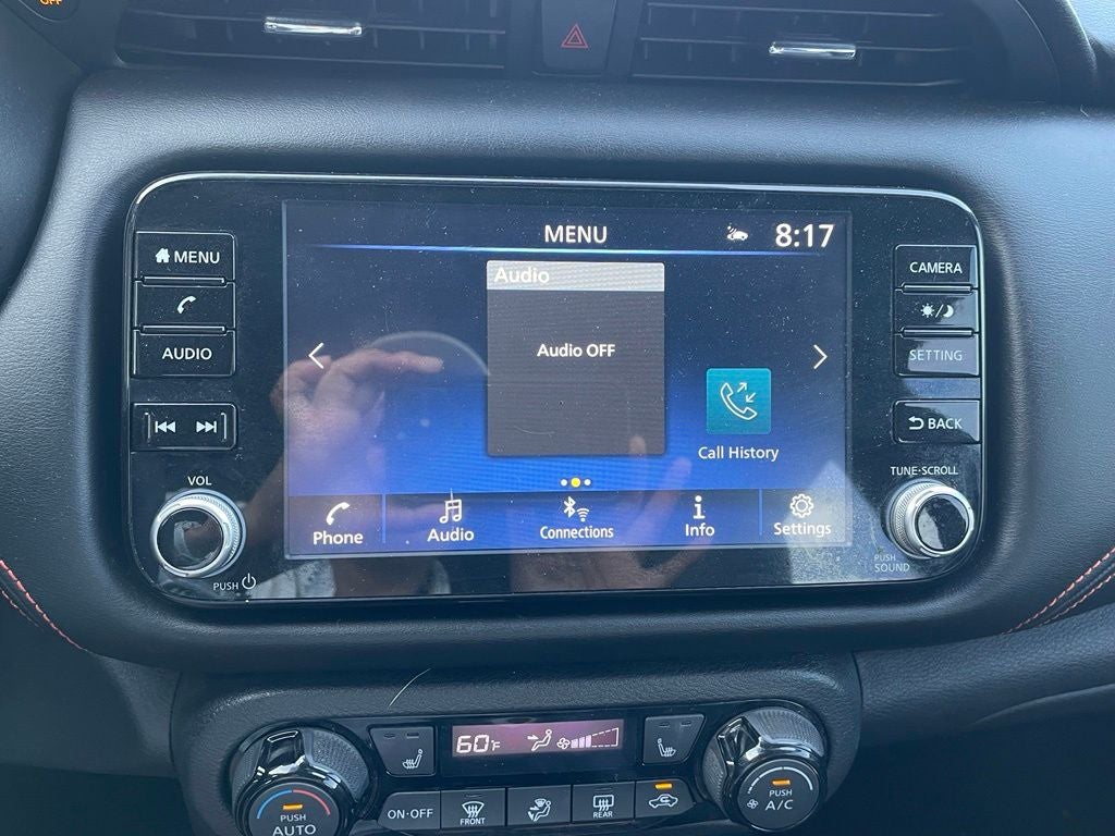 2021 Nissan Kicks SR
