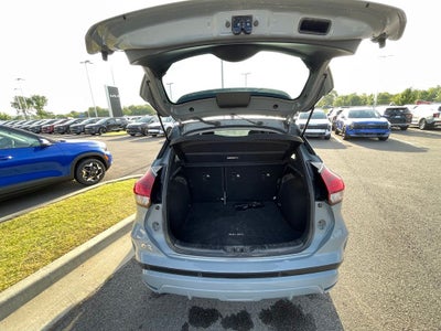 2021 Nissan Kicks SR