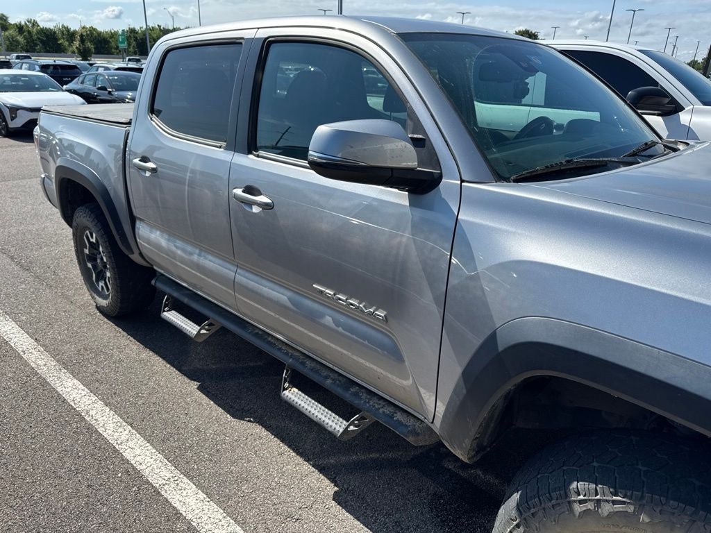 2020 Toyota Tacoma CLEAN CARFAX V6