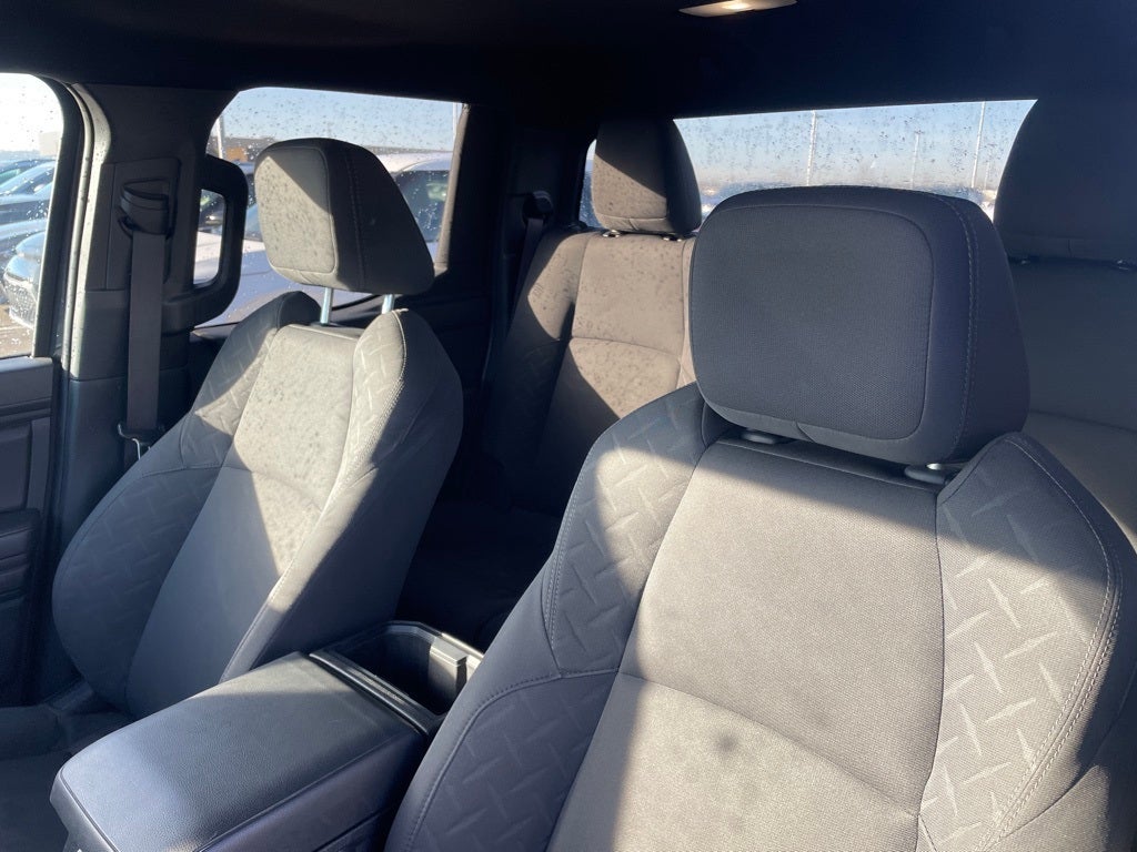 2024 Toyota Tacoma SR5 RWD / ONE OWNER / CLEAN CARFAX