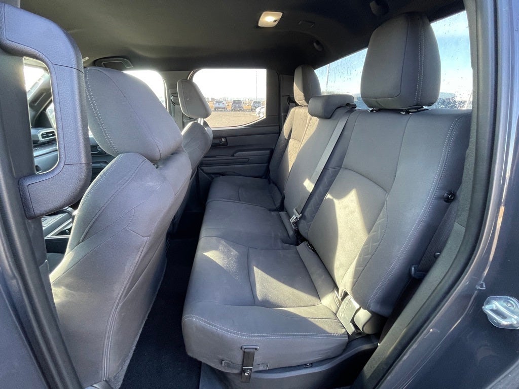 2024 Toyota Tacoma SR5 RWD / ONE OWNER / CLEAN CARFAX