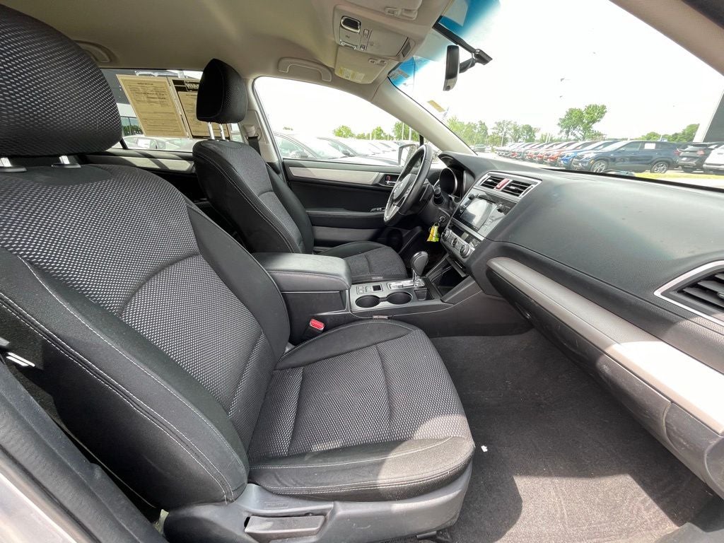 2017 Subaru Outback 2.5i Premium AWD /