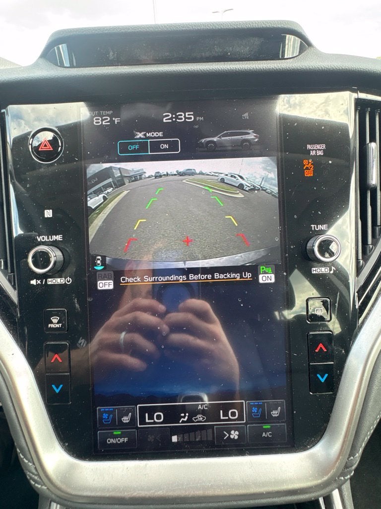 2025 Subaru Outback Touring XT MOONROOF / HEATED SEATS / ONE OWNER