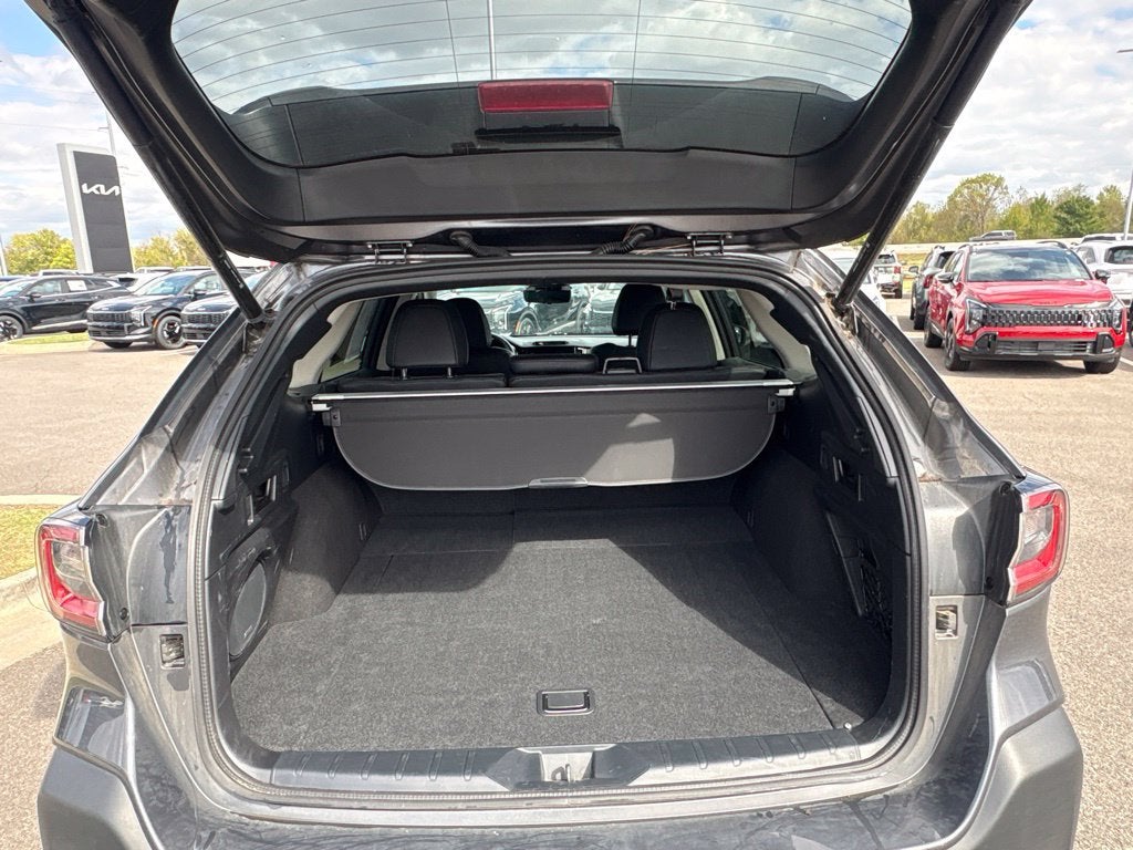 2025 Subaru Outback Touring XT MOONROOF / HEATED SEATS / ONE OWNER