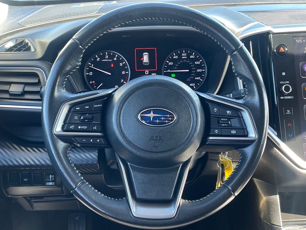 2023 Subaru Ascent Premium AWD / HEATED SEATS