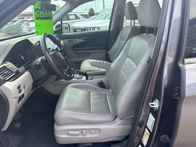 2021 Honda Pilot Touring 7 Passenger