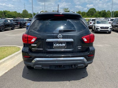 2018 Nissan Pathfinder SL
