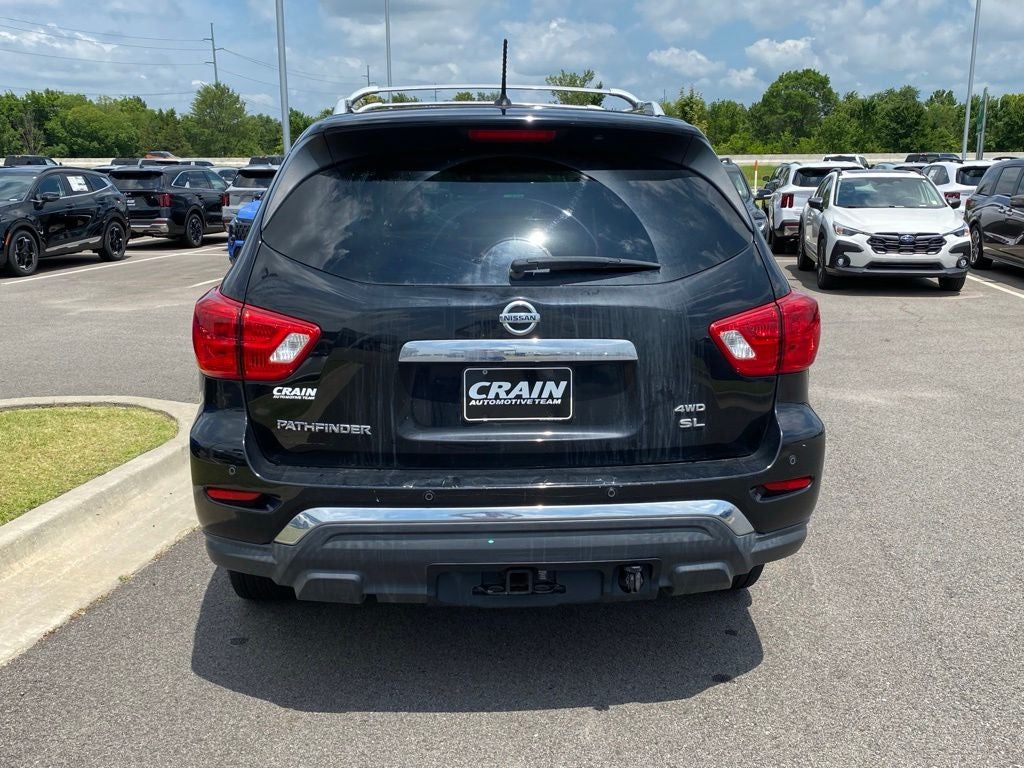 2018 Nissan Pathfinder SL