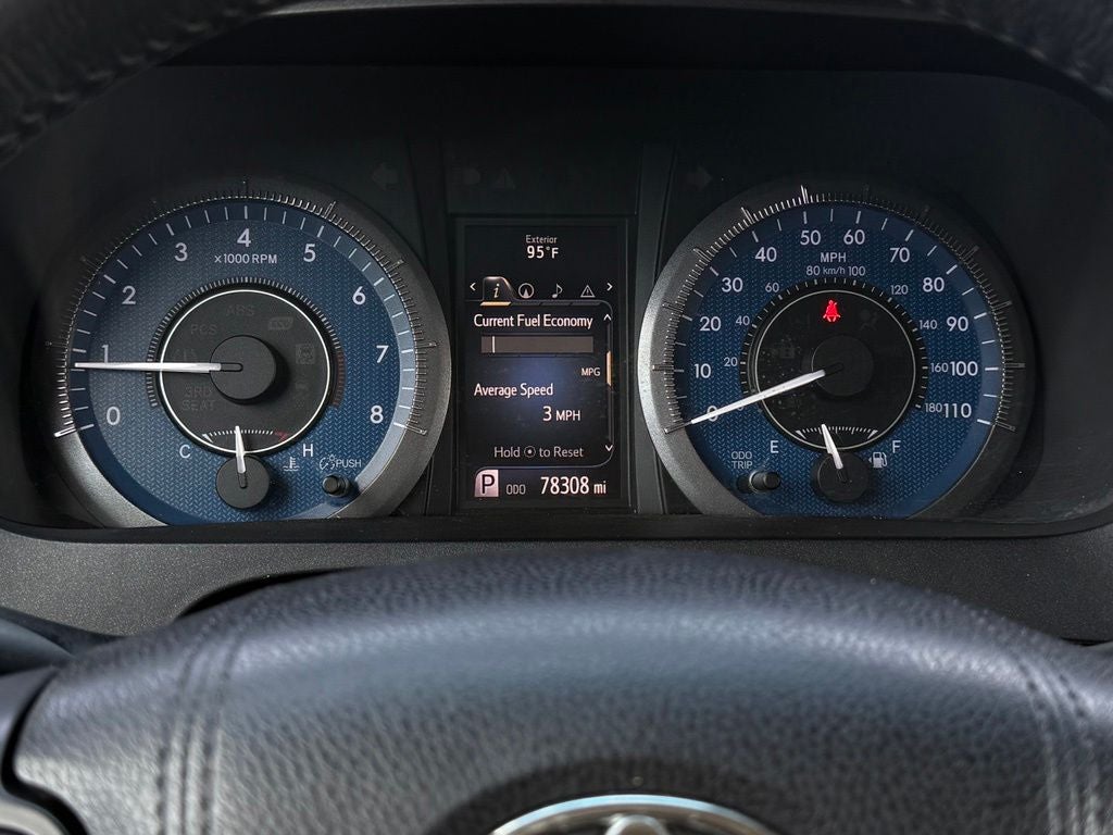 2017 Toyota Sienna XLE 8 Passenger