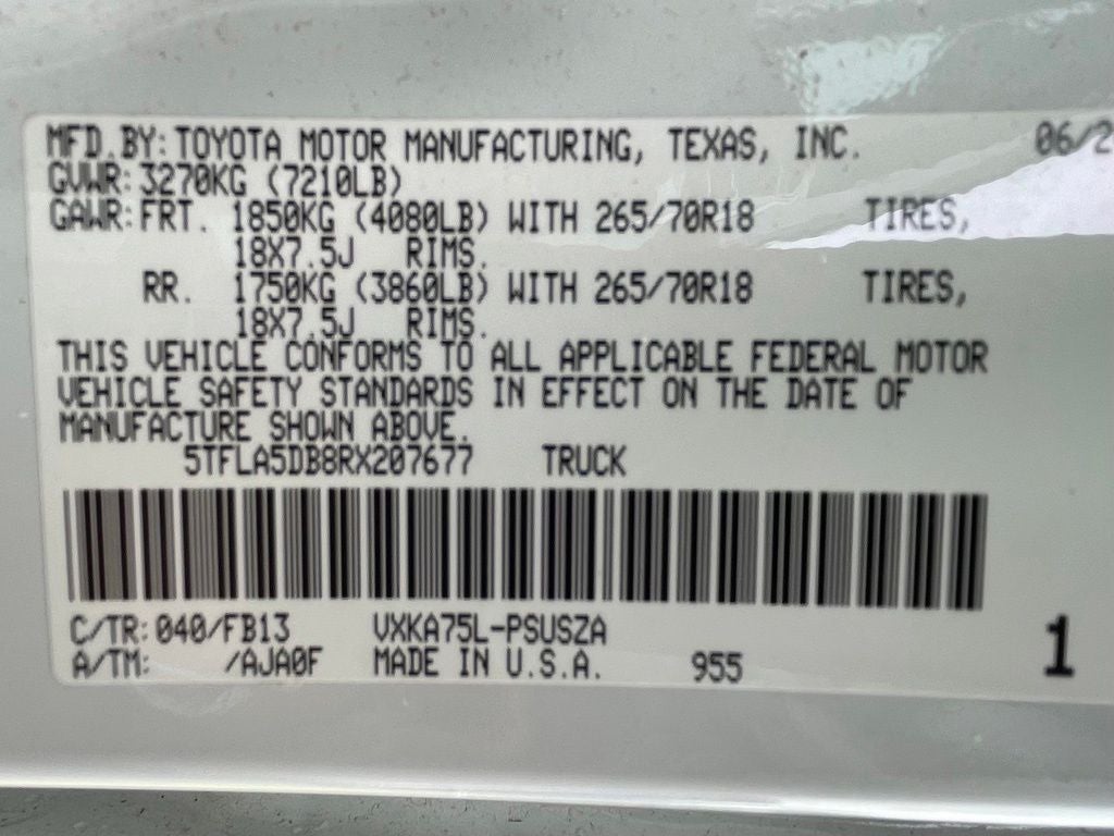 2024 Toyota Tundra SR5 4X4 / ONE OWNER / CLEAN CARFAX