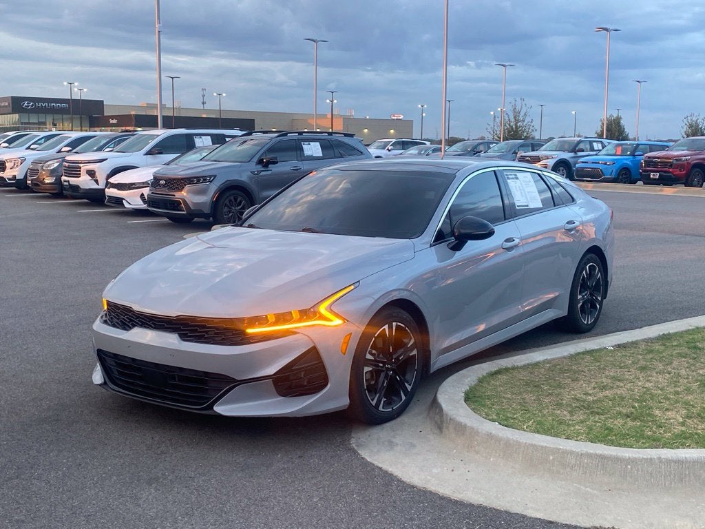 2022 Kia K5 GT-Line