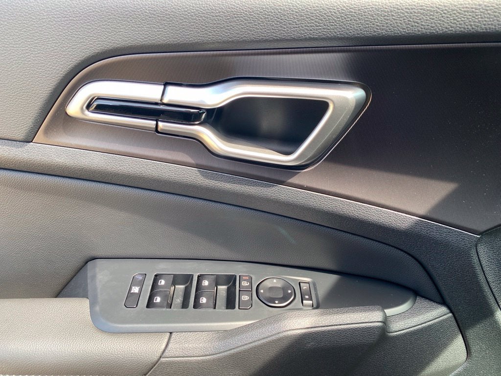 2027 Kia Sportage EX