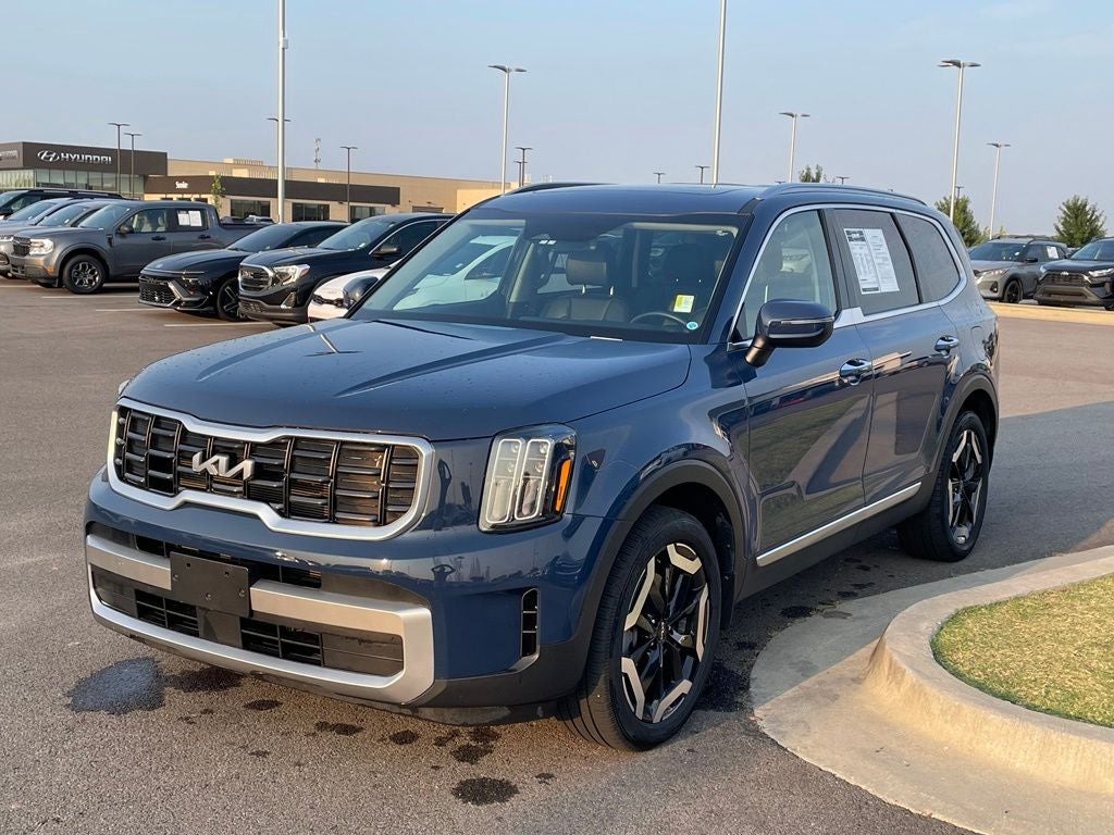 2023 Kia Telluride S