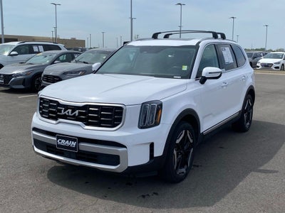 2025 Kia Telluride S AWD / ONE OWNER / NAV