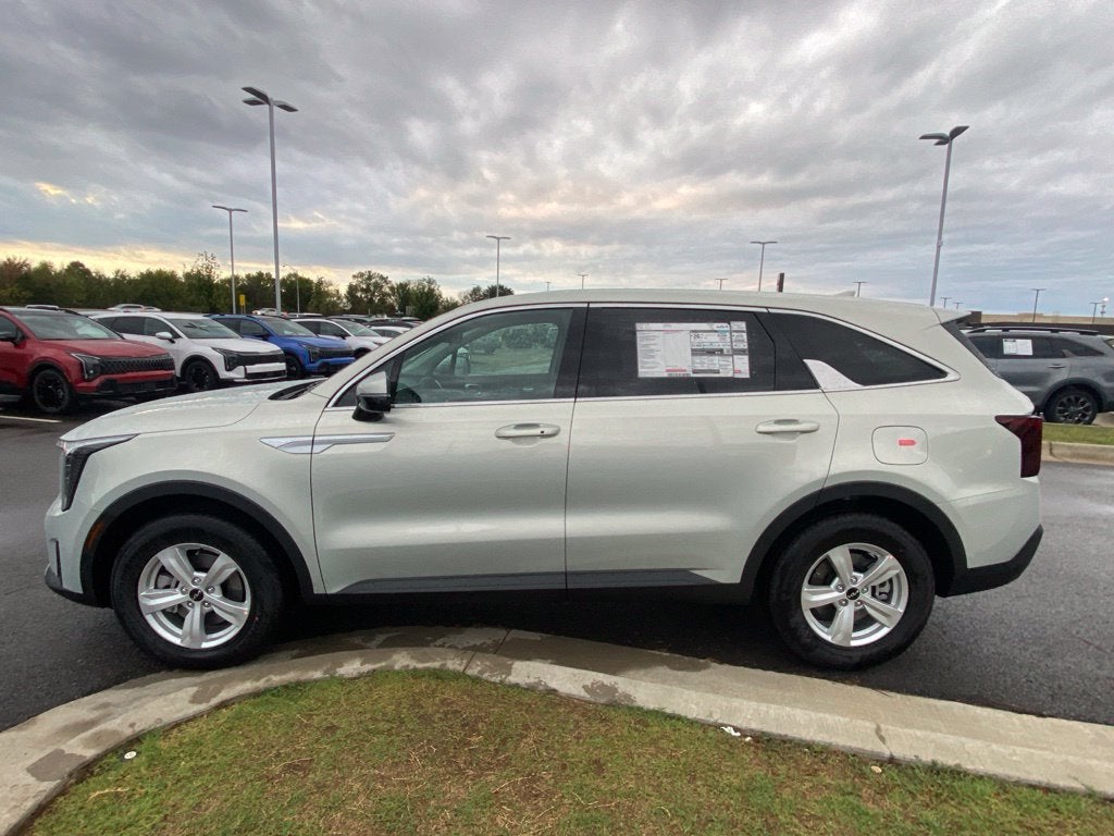 2026 Kia Sorento LX