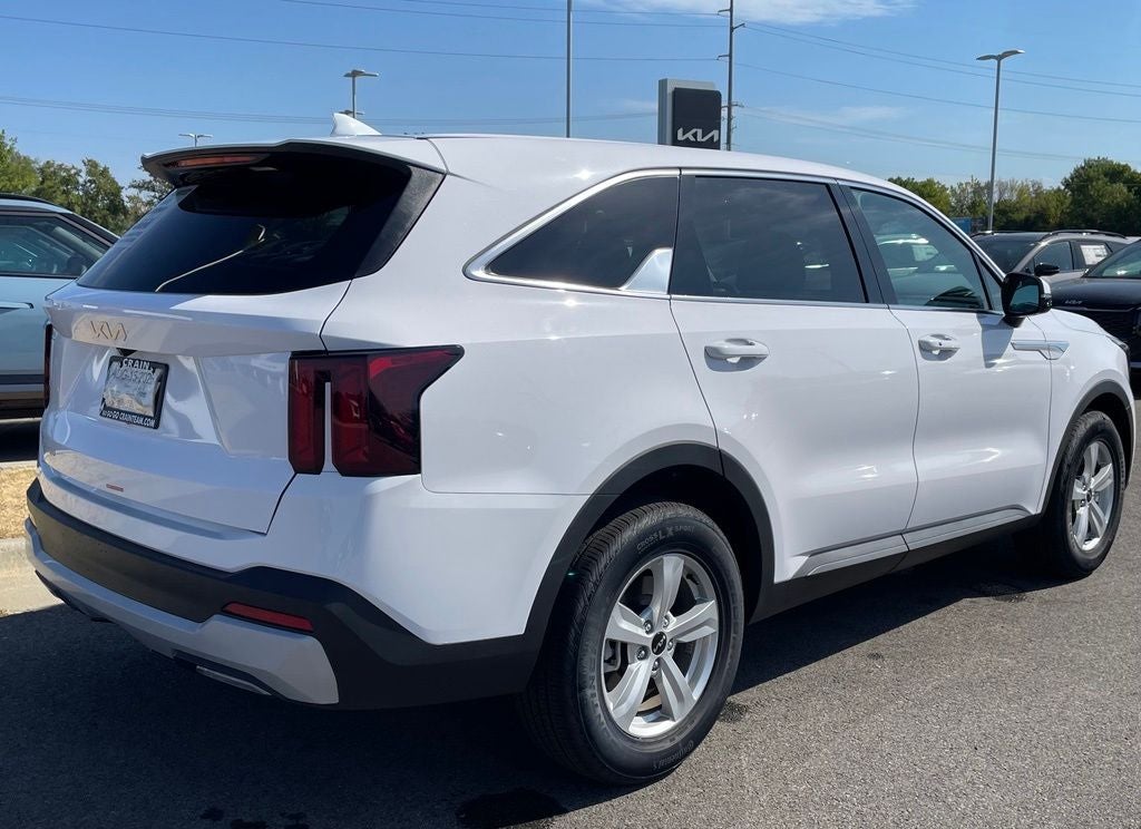 2026 Kia Sorento LX