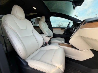 2020 Tesla Model X Long Range AWD / CLEAN CARFAX / HEATED SEATS