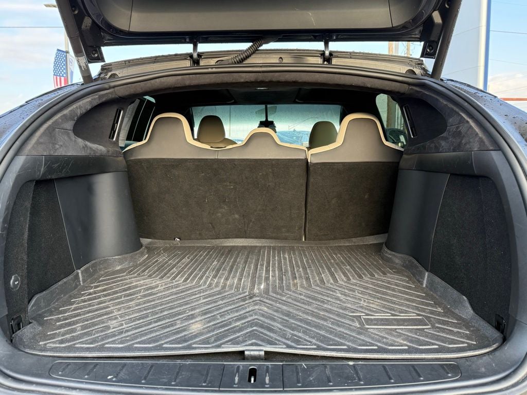 2020 Tesla Model X Long Range AWD / CLEAN CARFAX / HEATED SEATS