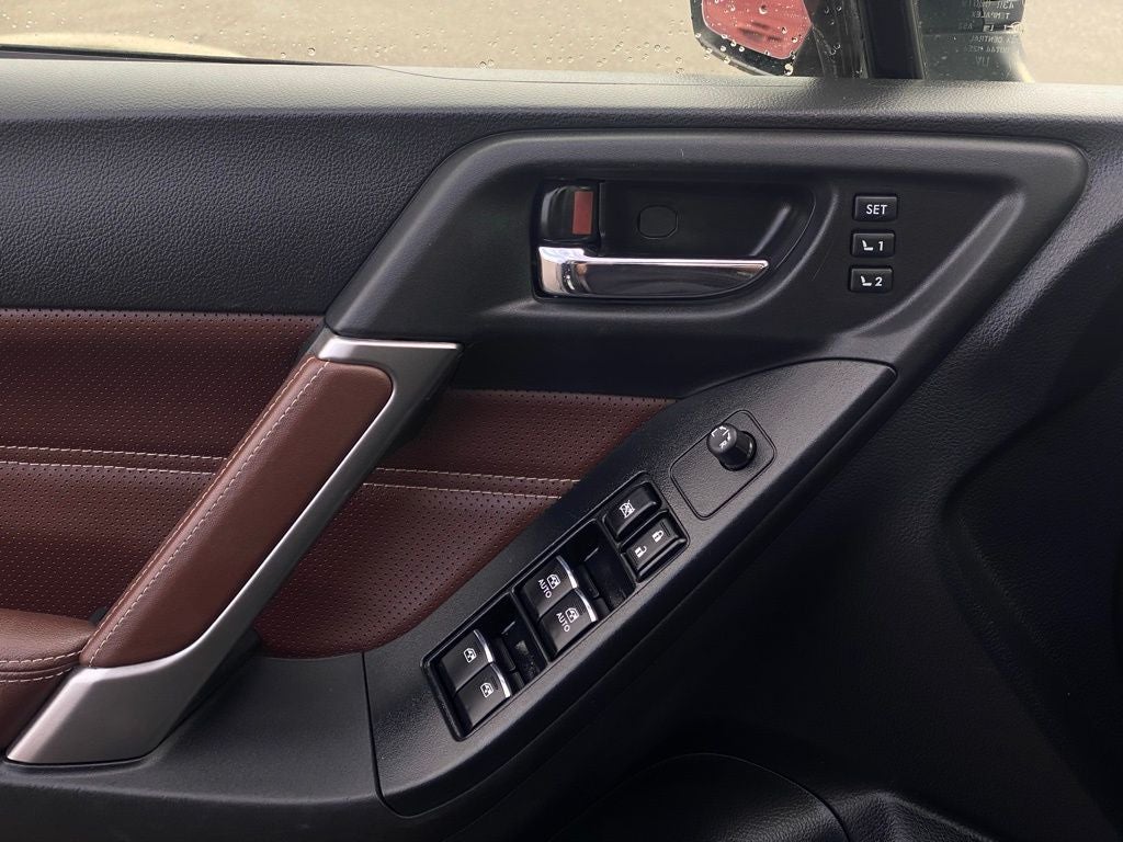 2018 Subaru Forester 2.5i Touring AWD / ONE OWNER / HEATED SEATS