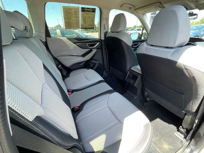 2021 Subaru Forester Base AWD / LOW MILES