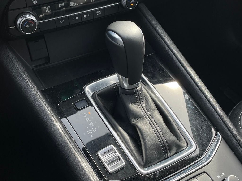 2025 Mazda Mazda CX-5 2.5 S Preferred Package MOONROOF / AWD / HEATED SEATS